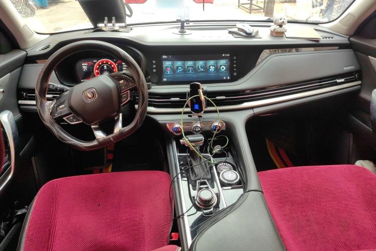 Used Changan CS95 2019 2.0T Two-Wheel-Drive Luxury Version
