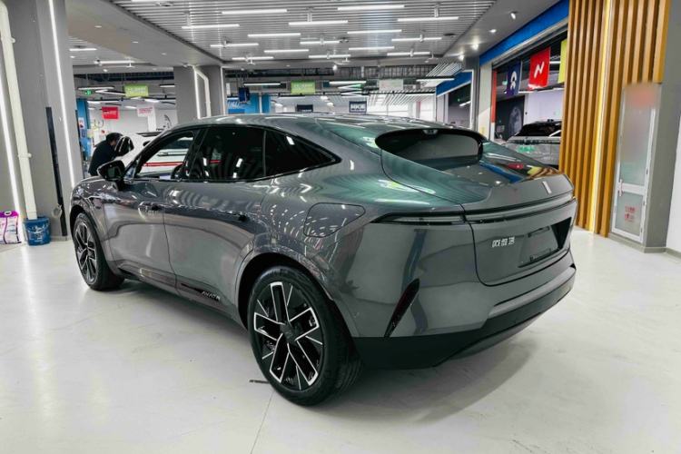 Used Avatr 11 2023 Harmony 90-degree Rear-wheel Drive Edition Exterior 2