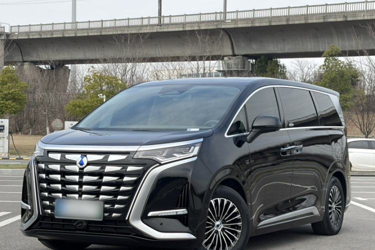 Used Denza D9 2022 DM-i 970 Four-Wheel Drive Flagship Model