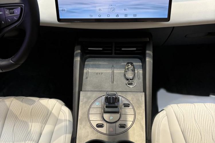 Used BYD Seal 06 New Energy 2024 DM-i 120KM Flagship Model Interior 3