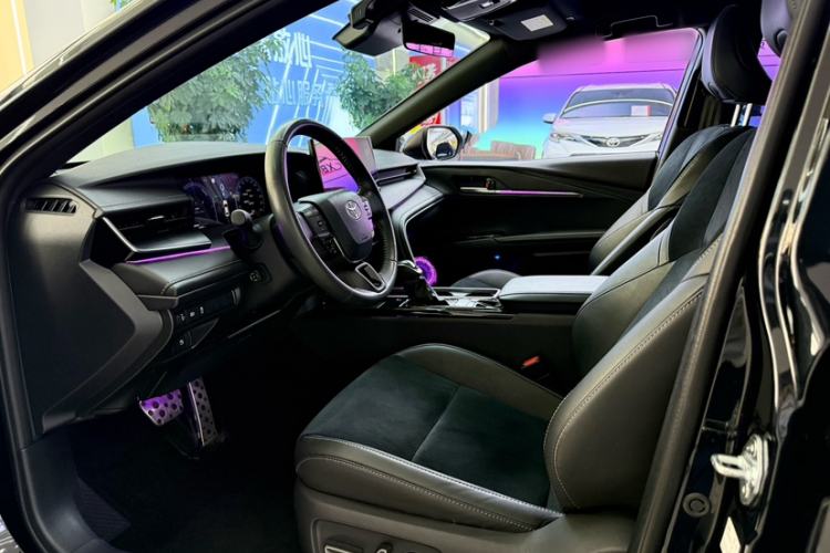 Used Toyota Camry 2024 Dual-Motor 2.5 HXS Sport Plus Edition Interior 2