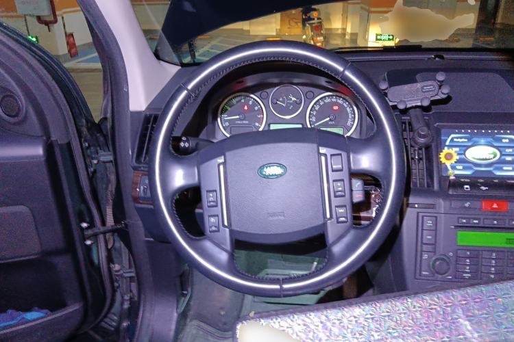 Used Land Rover Freelander 2 2011 3.2L i6 SE Gasoline Version Steering Wheel