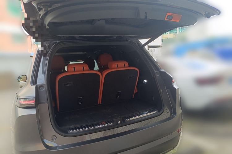 Used Li Auto L9 2022 Max model
