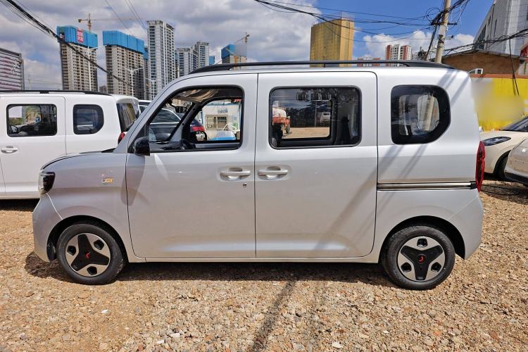 Used Wuling Zhiguang New Energy 2025 Comfort Model Left Side