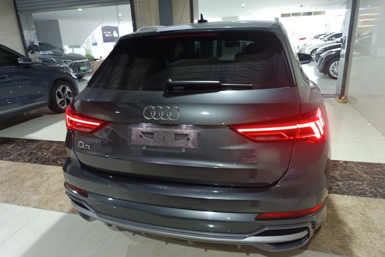 Used Audi Q3 2019 35 TFSI Fashion Dynamic Model
