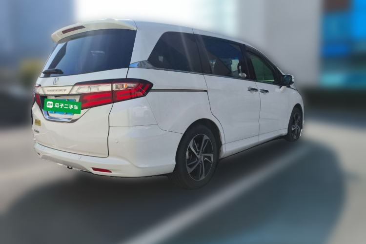 Used Honda Odyssey 2015 Revised Version 2.4L Supreme Edition
