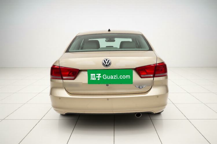 Used Volkswagen Santana 2013 1.6L Automatic Luxury Edition Exterior 4