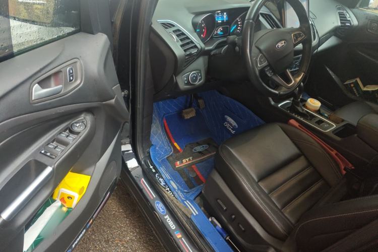 Used Ford Kuga 2019 EcoBoost 180 Two-Wheel-Drive Titanium Plus Model China VI Standard