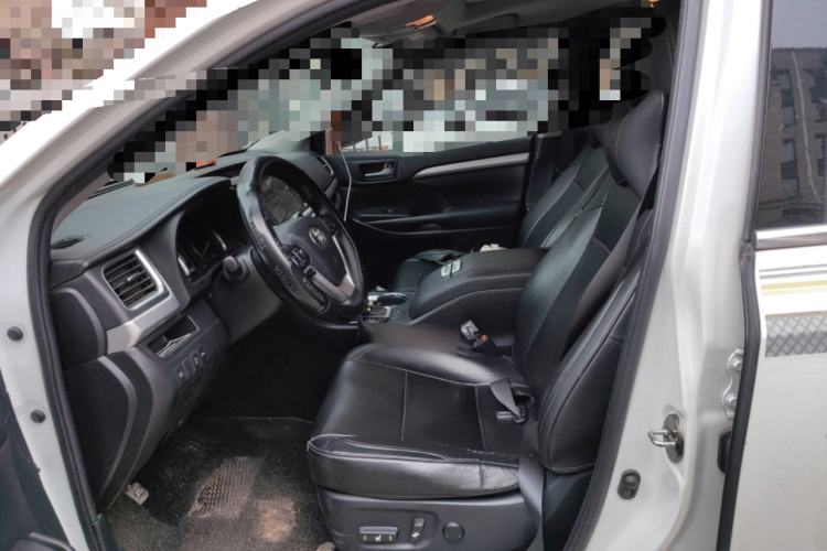 Used Toyota Highlander 2018 2.0T Four-Wheel Drive Luxury Version 7 Seats China VI Standard Left Front Seat