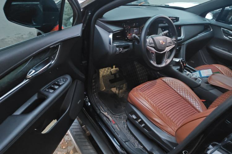 Used Cadillac XT5 2020 Revised Version 28T Luxury Edition Driver Seat