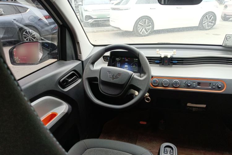 Used Wuling Hongguang MINIEV 2022 Zizai Version Lithium Iron Phosphate Steering Wheel