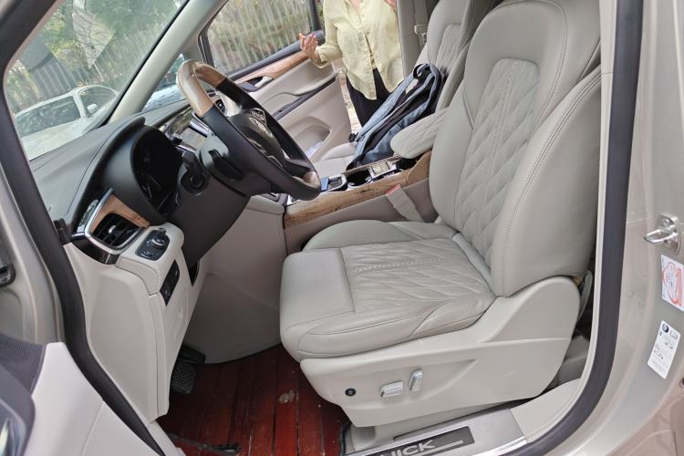 Used Buick GL8 2018 ES 28T Luxury Model China VI Standard
