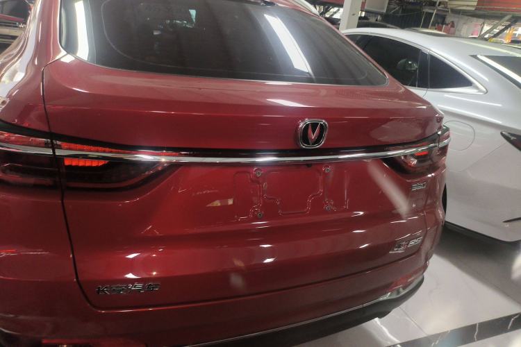 Used CHANGAN CS85 COUPE 2019 2.0T Automatic Luxury Edition China VI Standard