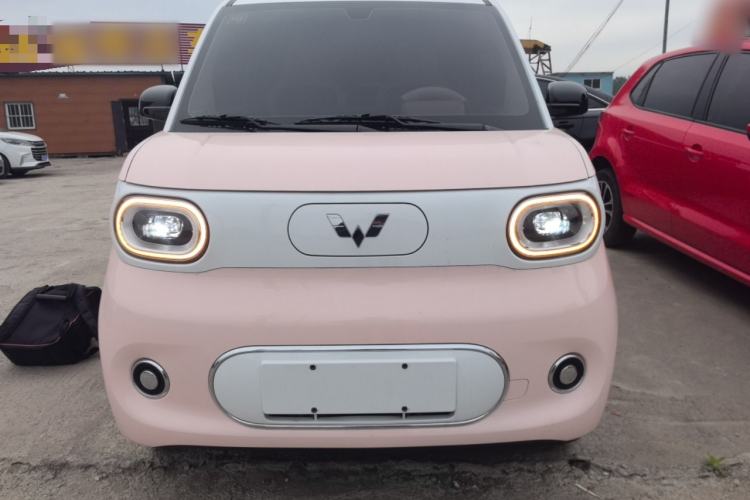 Used Wuling Hongguang MINIEV 2024 3rd Generation 215km Advanced Version
