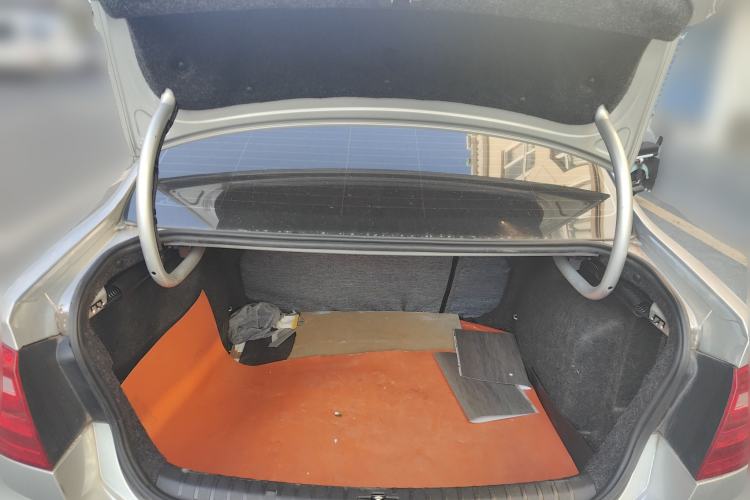 Used Volkswagen Bora 2013 1.6L Automatic Fashion Model
