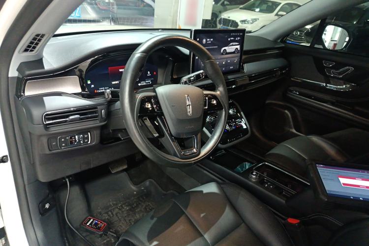 Used Lincoln Corsair 2022 Revised Version 2.0T Two-Wheel Drive Luxury Edition Center Console