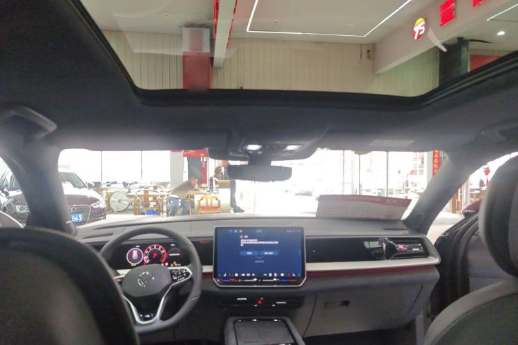 Used Volkswagen Teramont 2025 Tiguan Pro 450TSI Four-Wheel Drive Summit Edition
