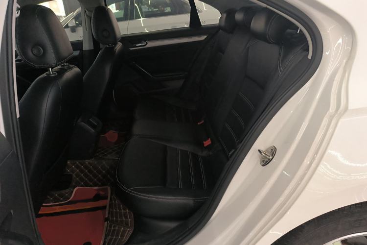 Used Volkswagen Lamando 2018 230TSI DSG Fashion Edition