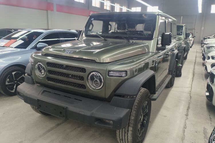 Used 212 T01 2024 2.0T Explorer