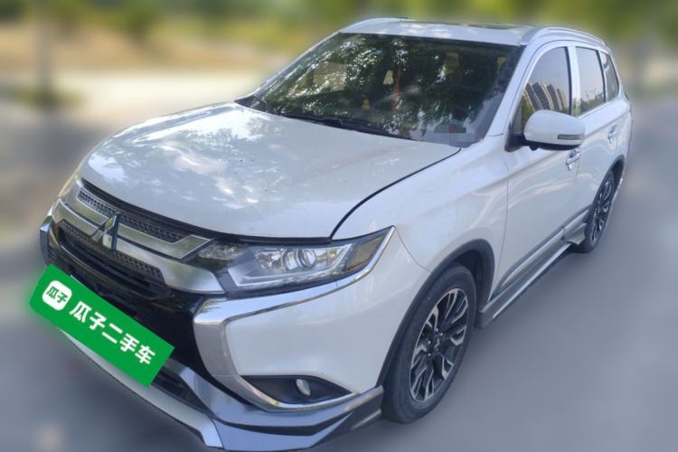 Used Mitsubishi Outlander 2020 2.0L Two-Wheel Drive Enjoyment Version 5 Seats