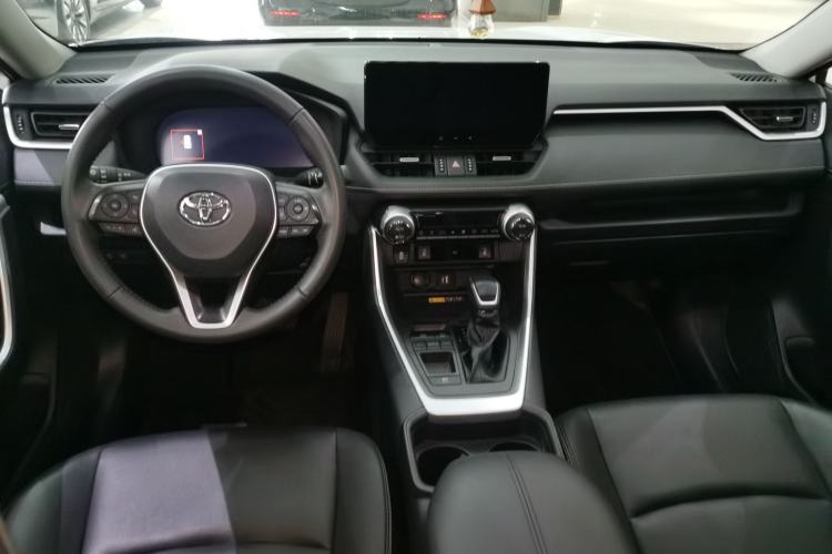 Used Toyota RAV4 2023 Dual-Engine 2.5L E-CVT Two-Wheel Drive Elite Plus Edition Center Console