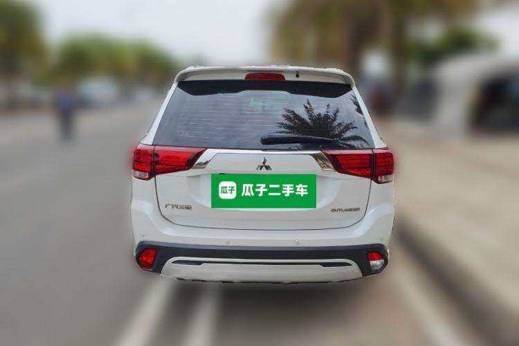 Used Mitsubishi Outlander 2019 2.0L Two-Wheel Drive Comfort Edition 5 Seats China VI Standard