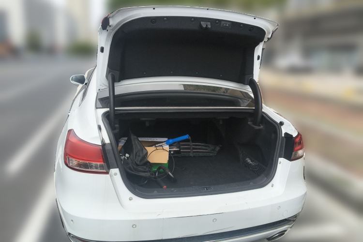 Used Zotye Z700 2016 1.8T DCT Prestige Edition
