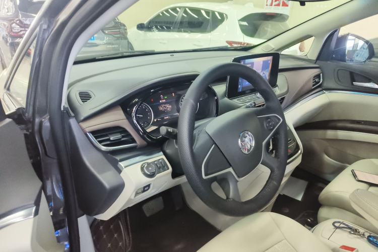 Used Buick GL8 2023 Land Executive Class Comfort Model