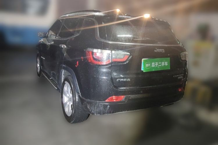 Used Jeep Compass 2017 200T Automatic Family Edition
