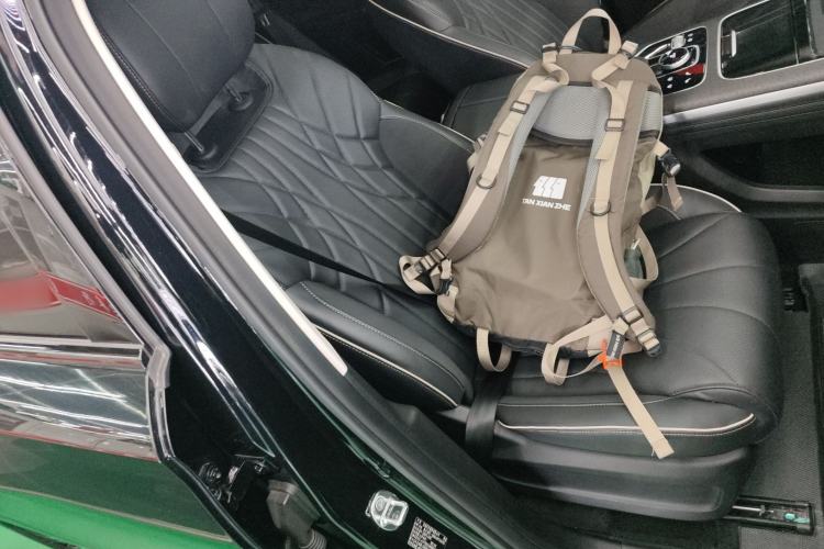 Used Chery Tiggo 9 2023 Facelift 2.0T Dual-Clutch Two-Wheel Drive Luxury Edition 5 Seats