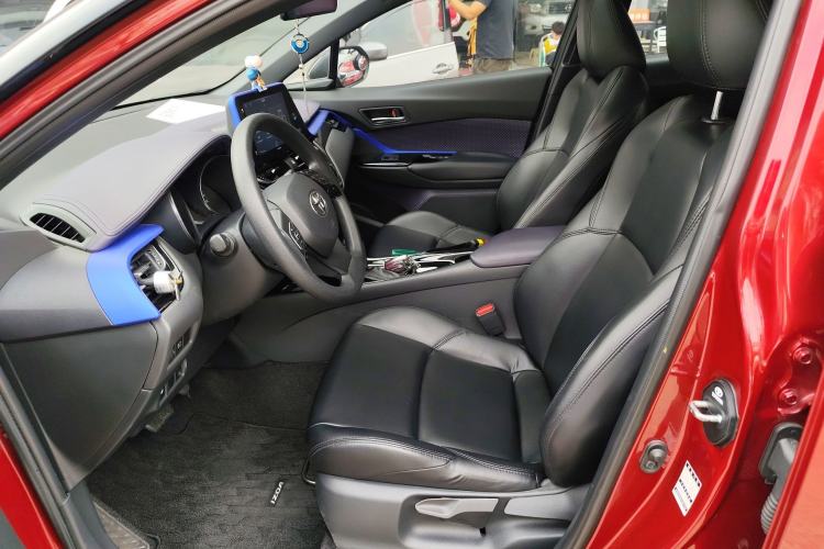 Used Toyota IZOA 2020 2.0L Enjoy Edition
