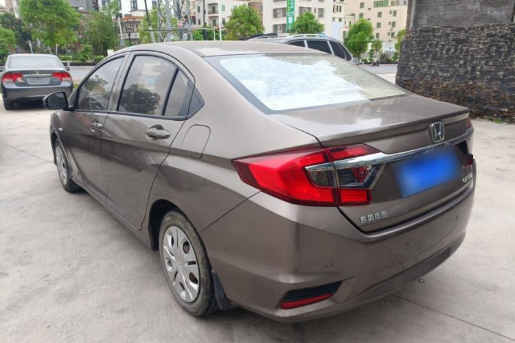 Used Honda Greiz 2016 1.5L CVT Classic Edition Rear Left 45 Deg