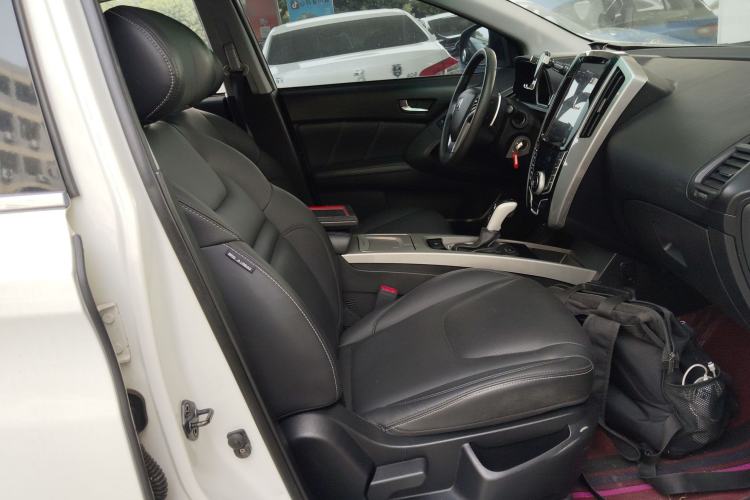 Used Luxgen U6 SUV 2017 1.8T Enhanced Charm Edition
