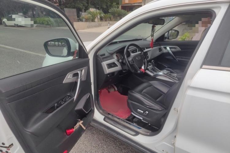 Used Geely Auto Emgrand X7 Sport 2016 1.8TD Automatic All-Wheel Drive Smart Version Driver Seat