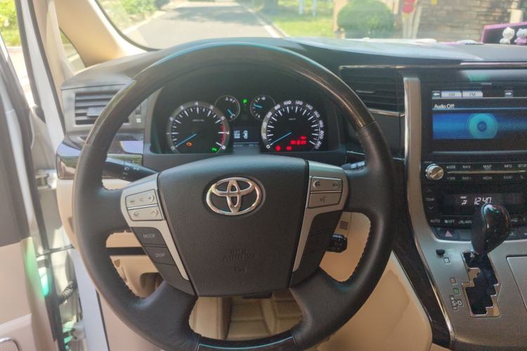 Used Toyota Alphard 2012 3.5L Luxury Edition Steering Wheel