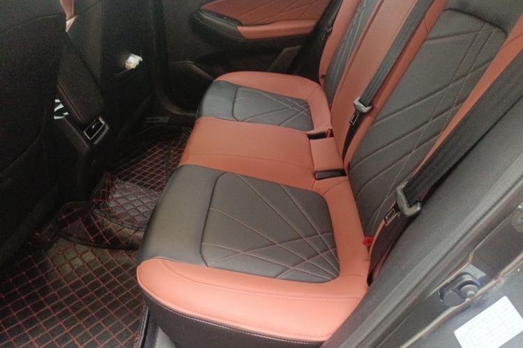 Used CHANGAN Eado 2023 Changan Edition PLUS Blue Whale NE 1.4T GDI DCT Prestige Version
