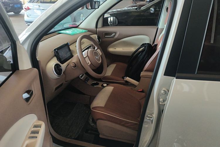 Used Wuling Hongguang MINIEV 2025 Four-Door Version Advanced Edition Left Front Seat