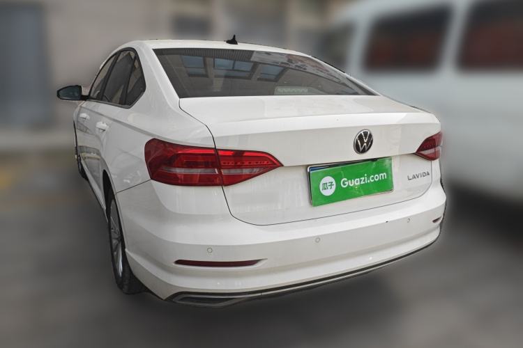 Used Volkswagen Lavida 2021 1.5L Automatic Comfort Edition
