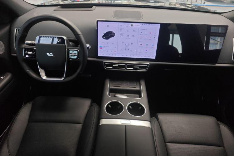 Used Li Auto L6 2024 Max Center Console