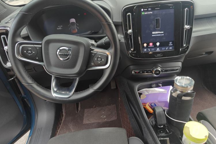 Used Volvo C40 2022 Long-Range Version
