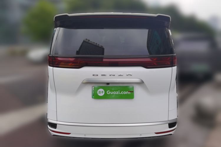 Used Denza D9 2022 DM-i 970 Four-Wheel Drive Prestige Model