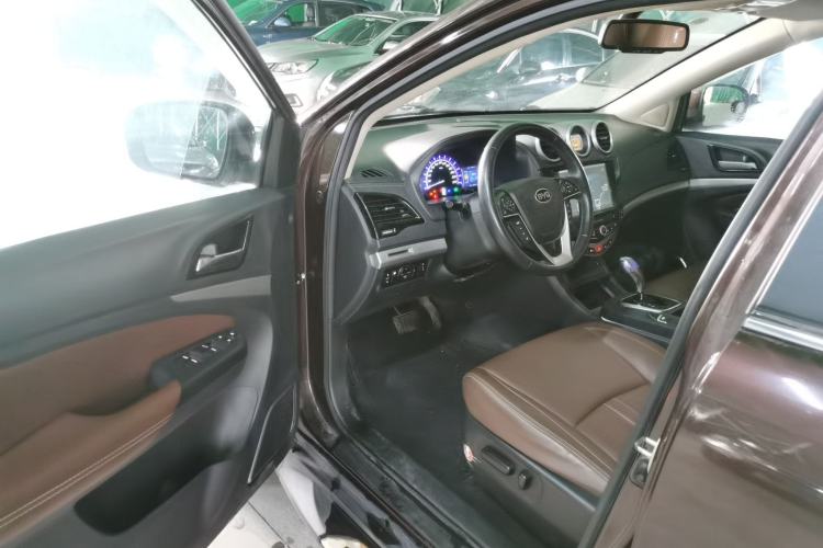 Used BYD S7 2016 2.0T Automatic Prestige Edition