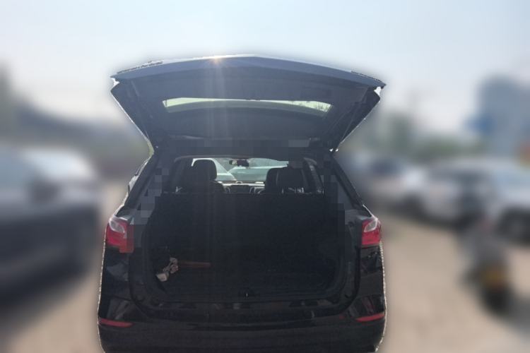 Used Chevrolet Equinox 2019 535T Automatic Chijie Edition China VI Trunk