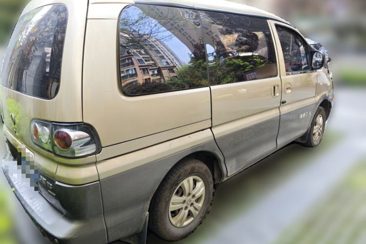 Used FORTHING Lingzhi 2014 M3 1.6L 7-Seater Comfort Model
