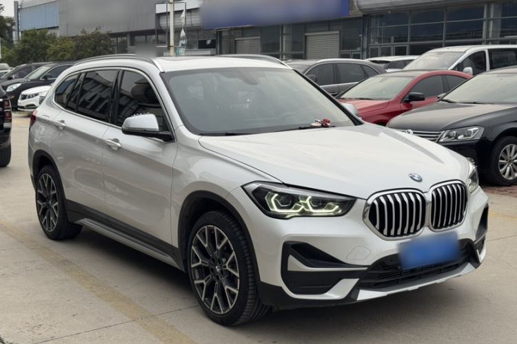 Used BMW X1 2022 Updated xDrive25Li Premium Edition Exterior 4