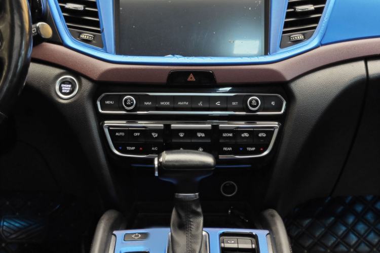 Used GAC Trumpchi GS8 2017 320T Two-Wheel Drive Luxury Smart Connectivity Version (7 Seats)