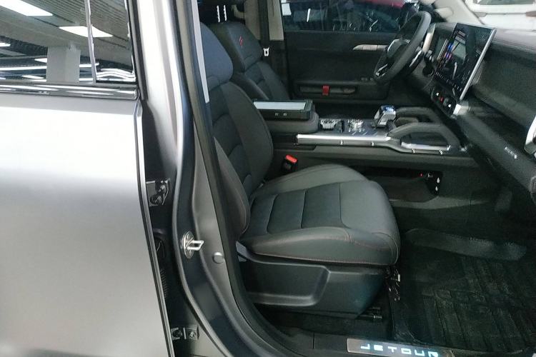 Used JETOUR Traveler 2023 2.0T Four-Wheel Drive Conqueror