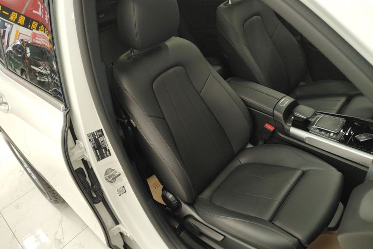 Used Mercedes-Benz GLB 2020 Updated GLB 200 Dynamic Edition Right Front Seat