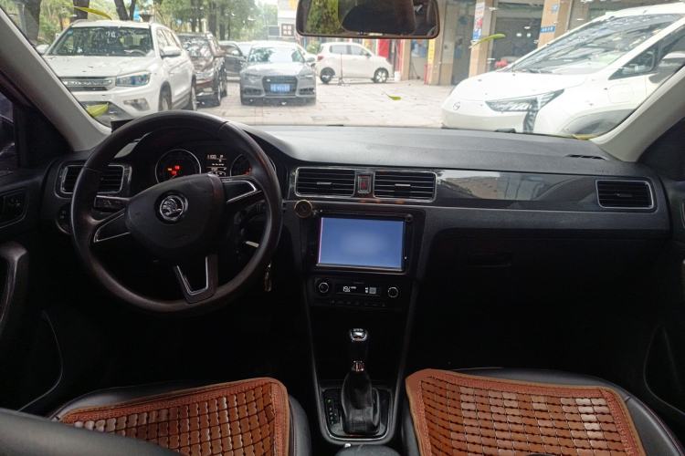 Used Skoda Rapid Spaceback 2016 Facelifted TSI230 DSG Smart Drive Version
