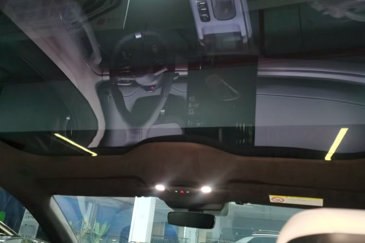 Used Xiaomi Auto SU7 2024 Four-Wheel Drive Ultra-Long Range Advanced Intelligent Driving Max Edition Headliner